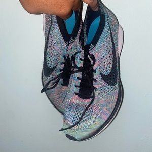Nike Flyknit Sneakers